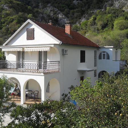 Apartments Ognjenovic Risan Εξωτερικό φωτογραφία