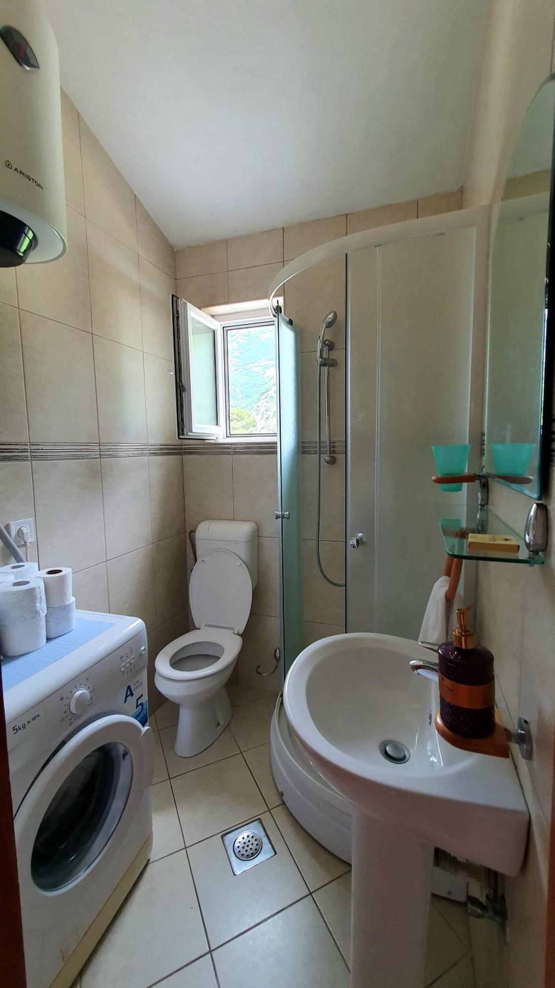 Apartments Ognjenovic Risan Εξωτερικό φωτογραφία